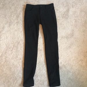 Knit skinny black pants